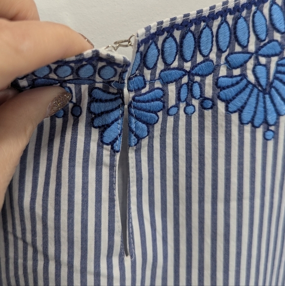 NWT Vineyard Vines Dress Embroidered Cisco Swing Dress Blue White Stripe, Sz 0 - Picture 9 of 9